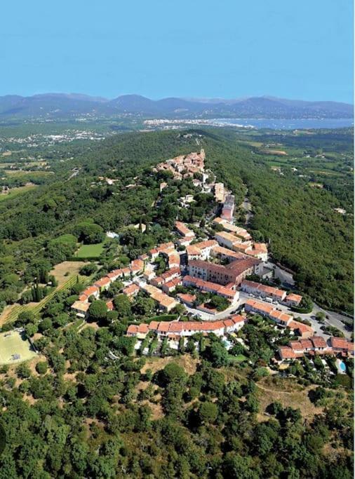 Proche St Tropez Refait A Neuf Bord De Plage Et Piscine Коголин Экстерьер фото